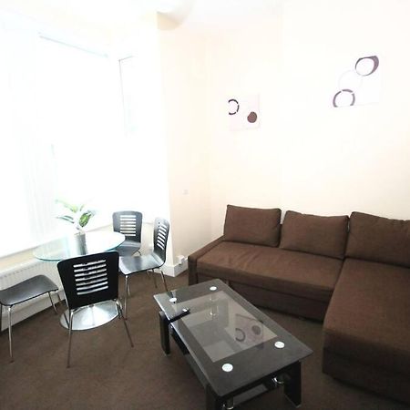 Willesden Lodge ลอนดอน ภายนอก รูปภาพ